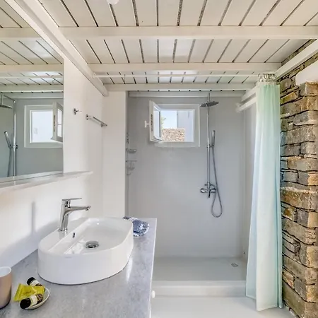 Apartment White House With Bbq In Paros Santa Maria (Paros)