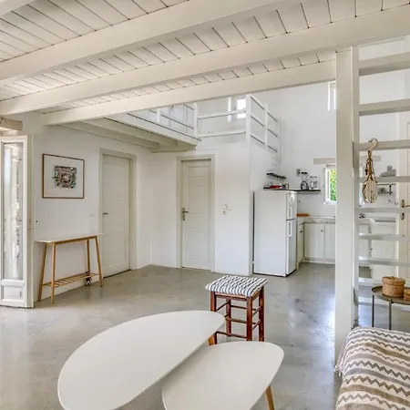 Apartment White House With Bbq In Paros *
